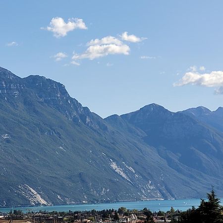 Appartamento Peace&Lake Riva del Garda Exterior photo