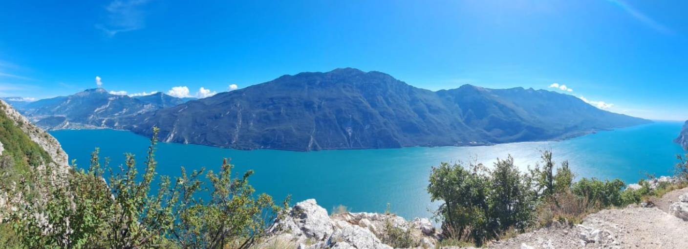 Appartamento Peace&Lake Riva del Garda Exterior photo