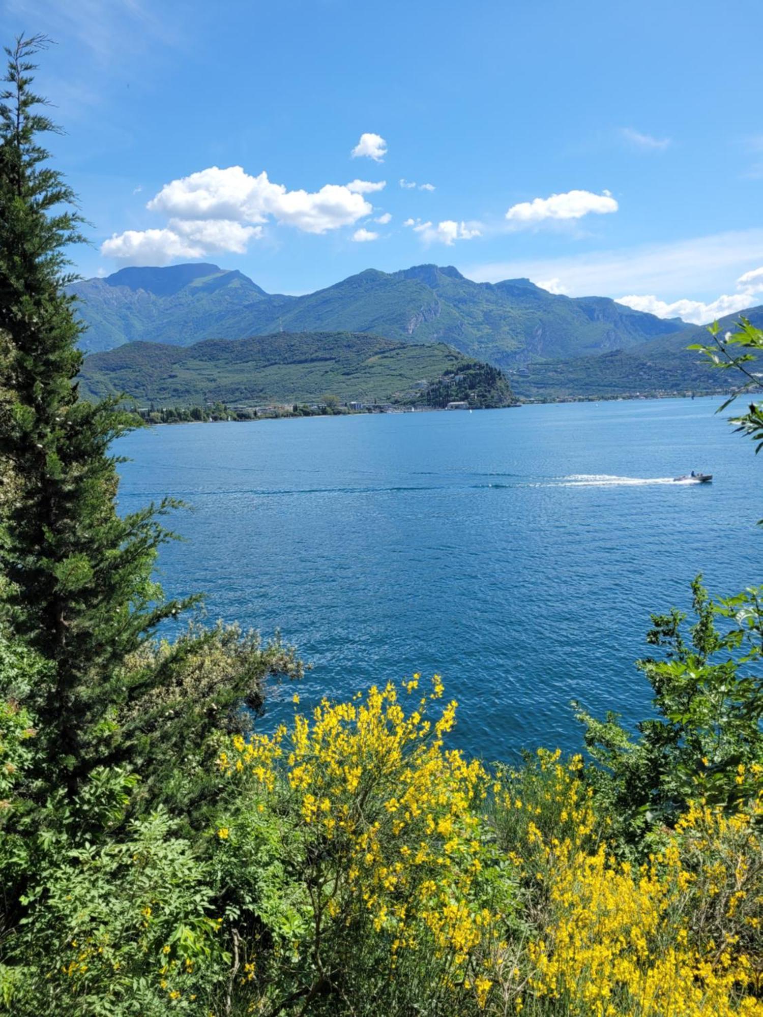 Appartamento Peace&Lake Riva del Garda Exterior photo